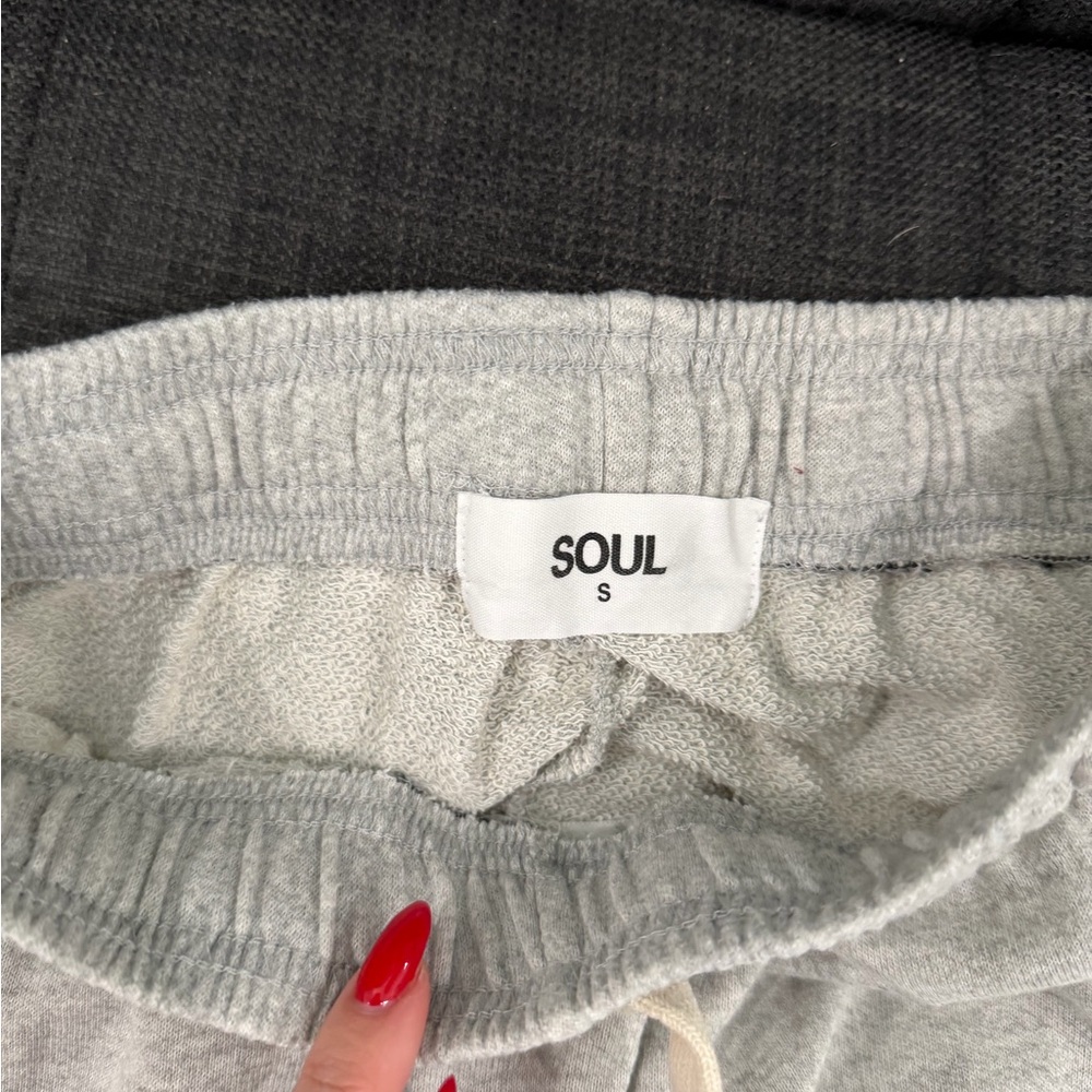 soulcycle Light Gray jogger sweatpants with White Logo Accent size small - Picture 4 of 4